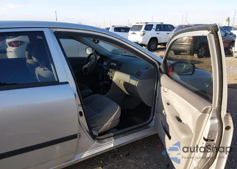 2005 Toyota Corolla Ce z USA, uszkodzony, nr VIN 1NXBR32E35Z346841